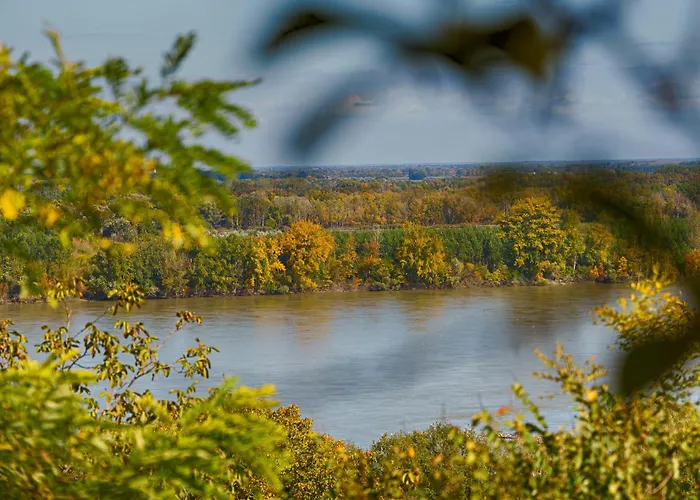 A Kulcshoz Menedek Case de vacanță